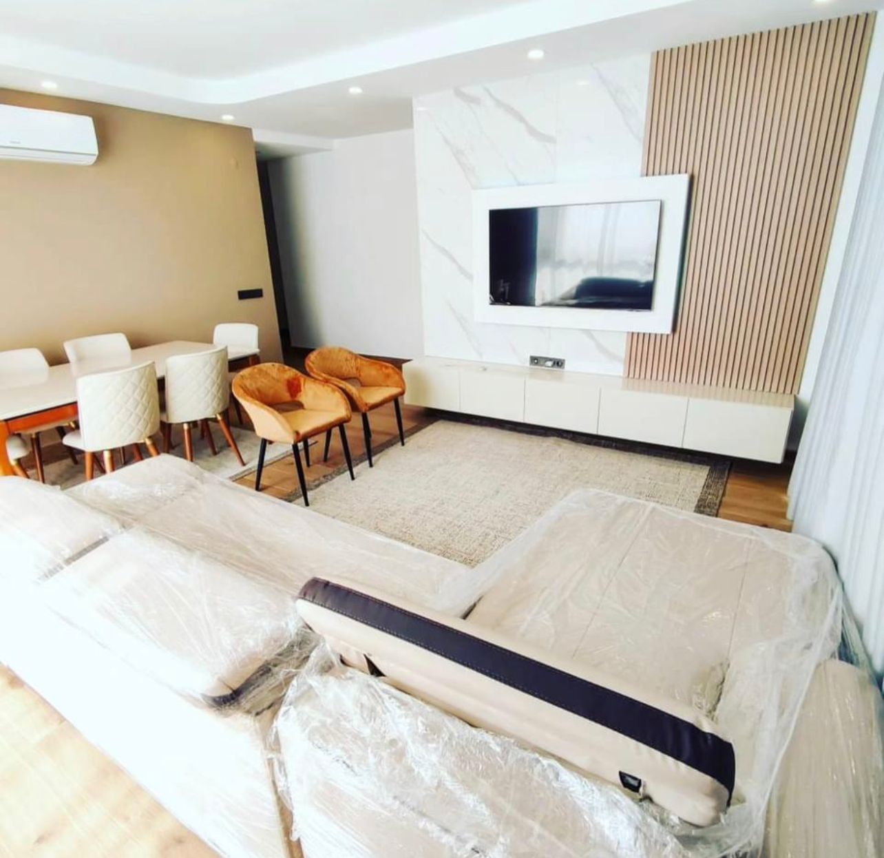 APARTAMENTO T2 MOBILADO NO CONDOMINIO GALAXIA MAR