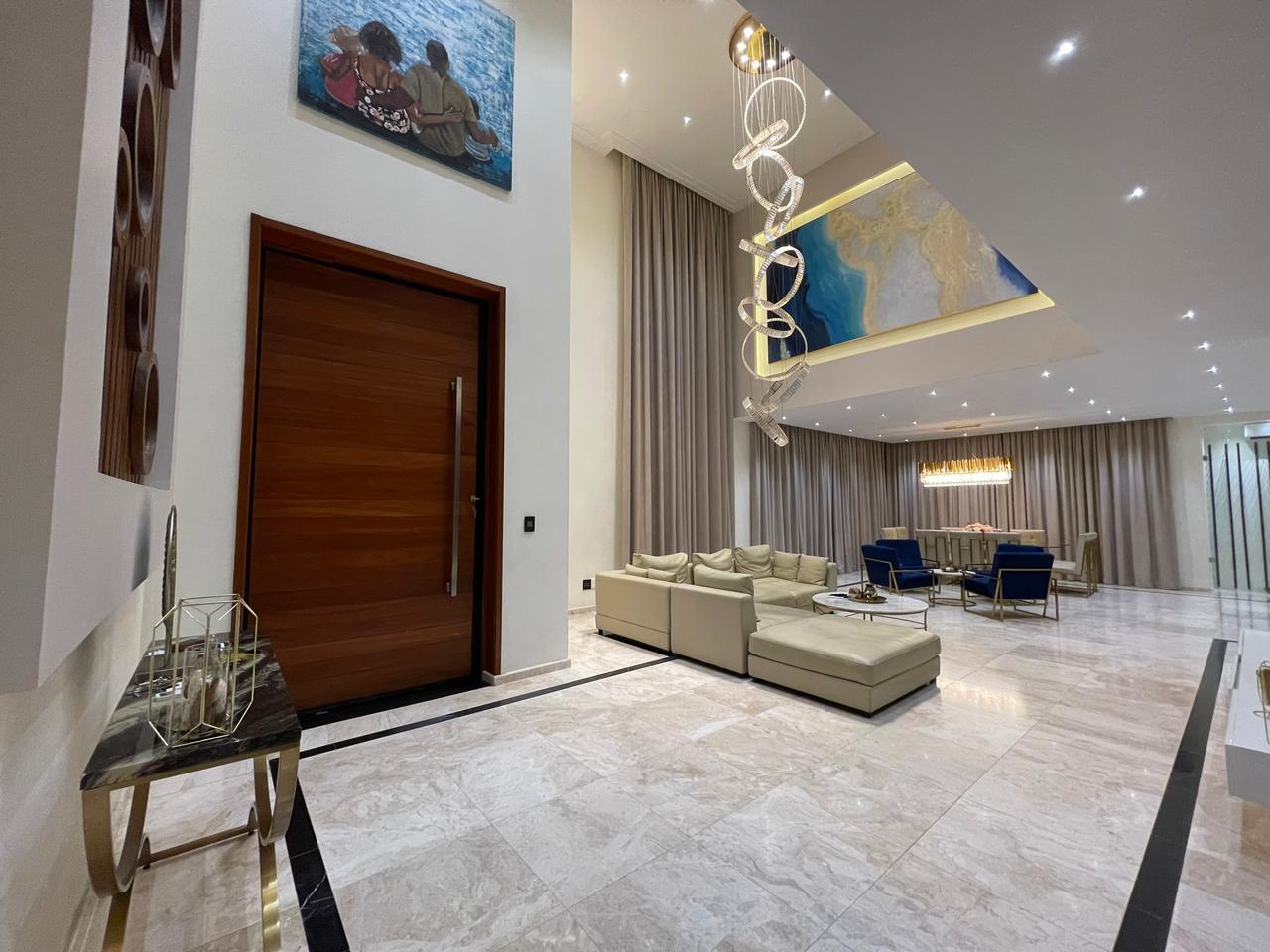 Vende-se Moradia T4 em Mapulene